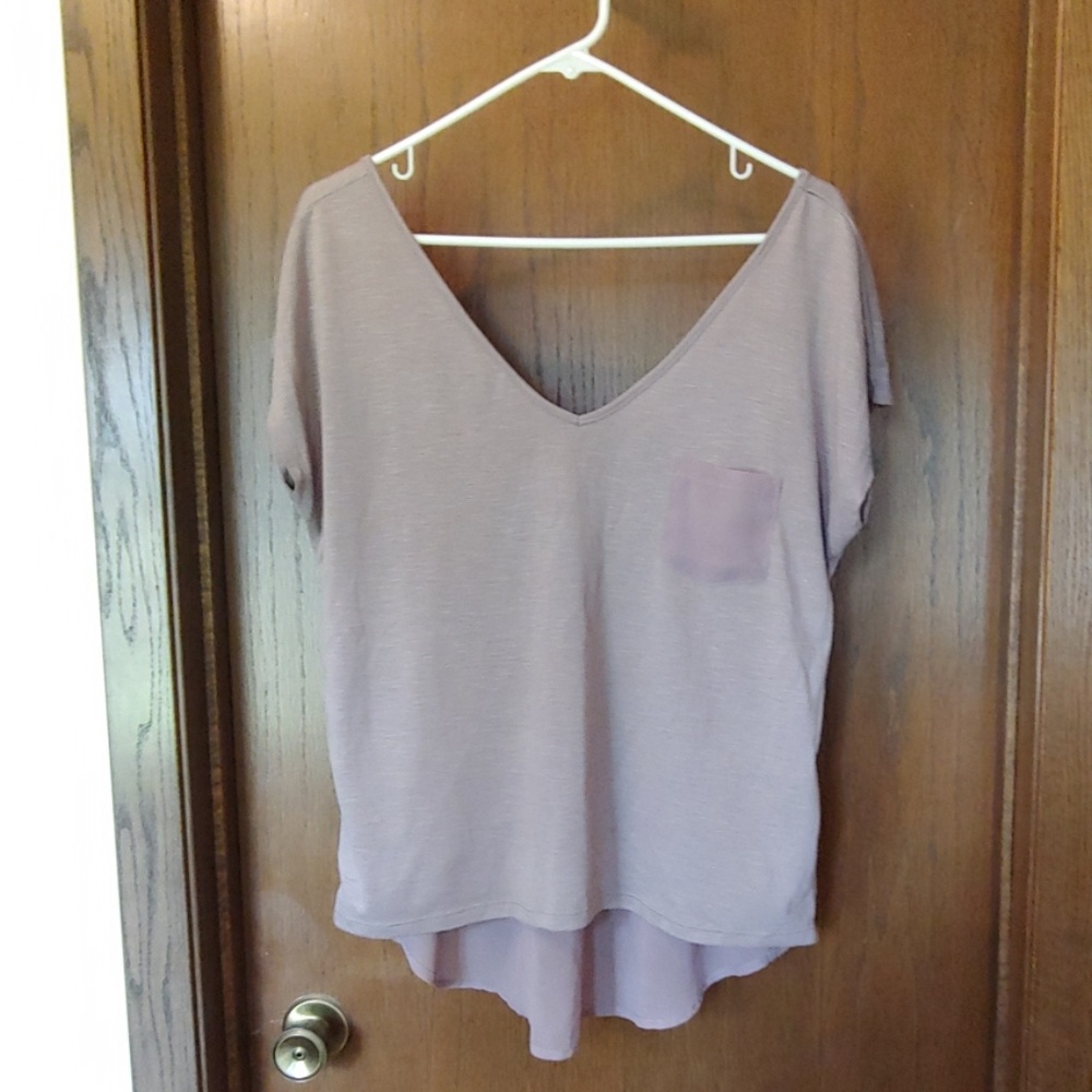Mudd V neck top